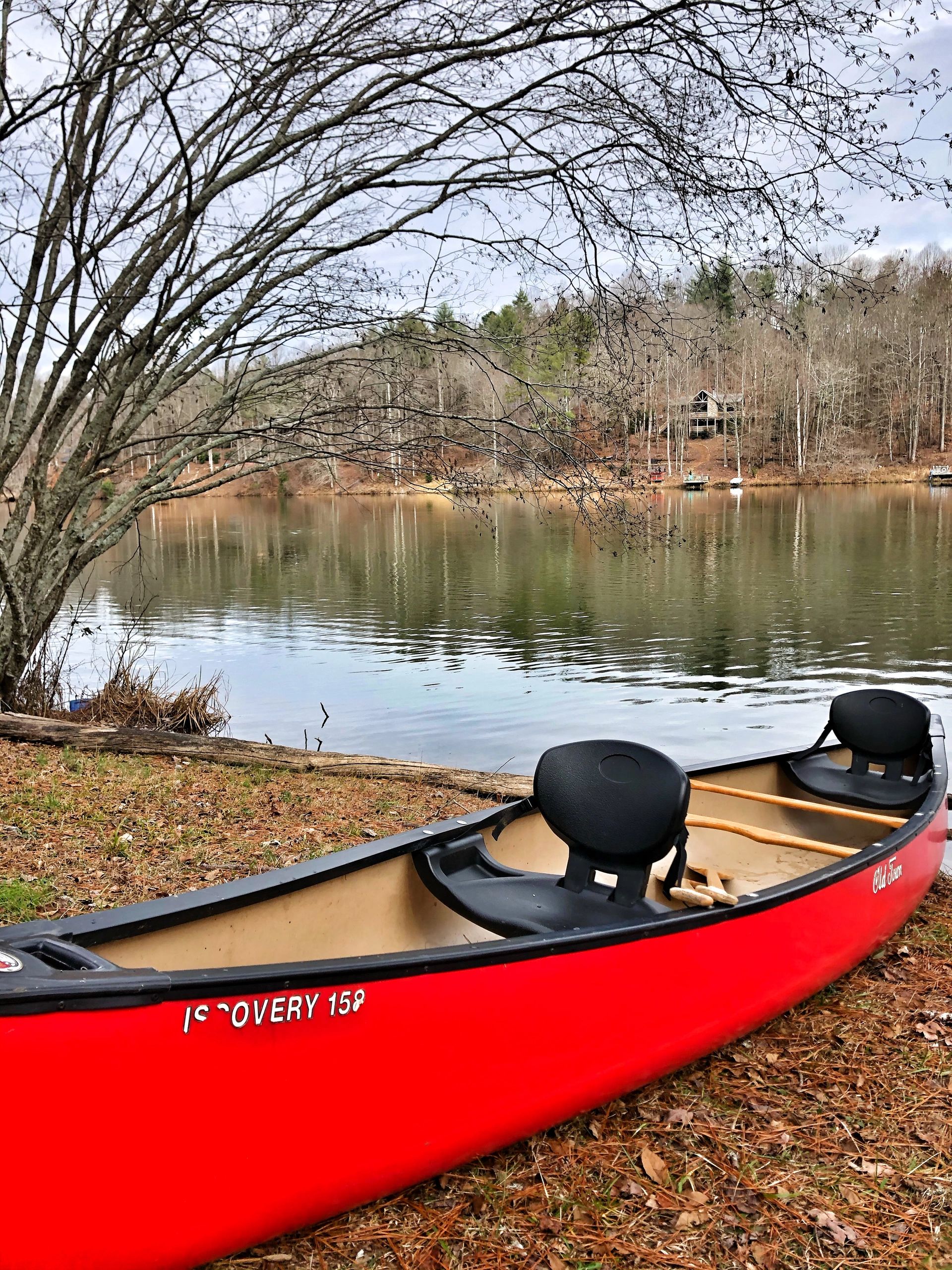 Canoeing on Lake Buckhorn